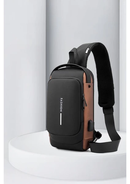 Torima Kahverengi: Şifreli ve USB Şarjlı Günlük Omuz Çantası